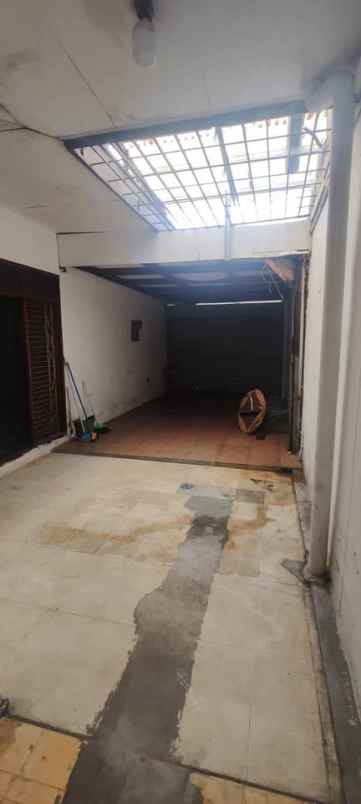 sewa rumah komersil di cempaka putih tengah cempaka