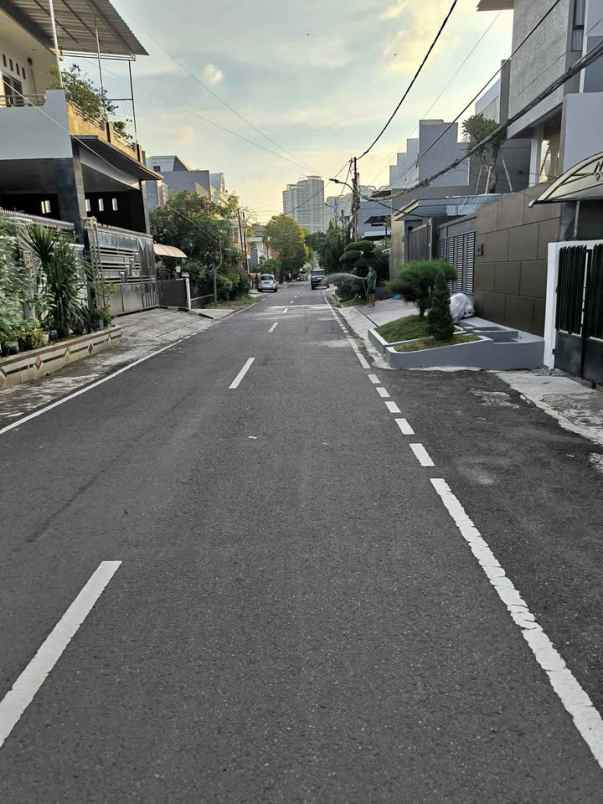 sewa rumah komersil di cempaka putih tengah cempaka