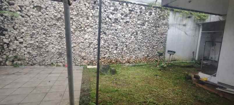 sewa rumah komersil di cempaka putih tengah cempaka