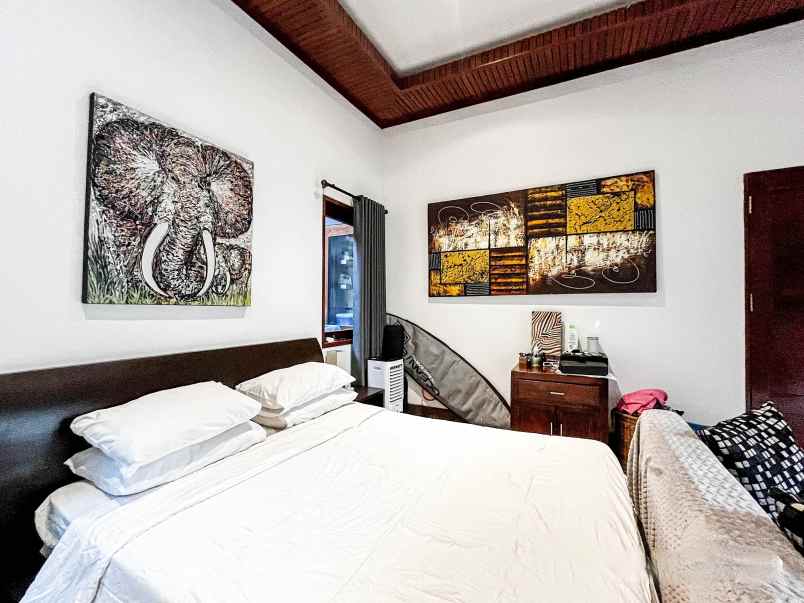 stunning villa dekat sidewalk jimbaran bali