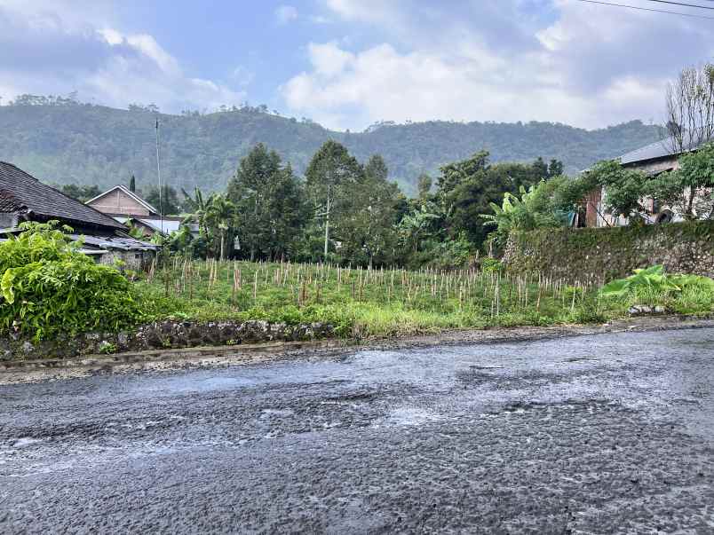 tanah datar strategis buka usaha kemuning karanganyar