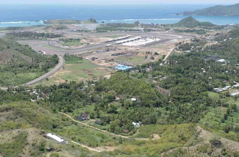 tanah di lombok view laut dan sirkuit mandalika