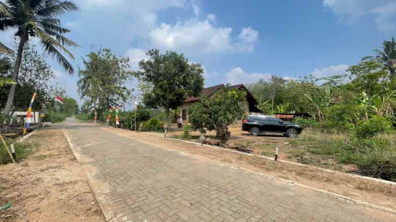 tanah luas bonus bangunan rumah gedung agung