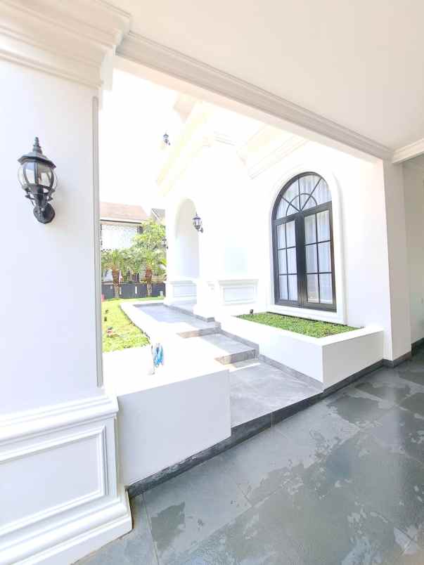 tumah baru modern klasik bintaro jaya sektor 7