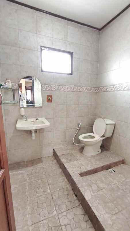 villa muzakier cisarua puncak
