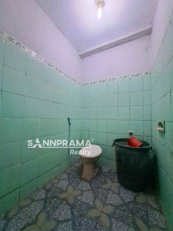 2 lantai siap huni strategis di sukmajaya depok rinlin