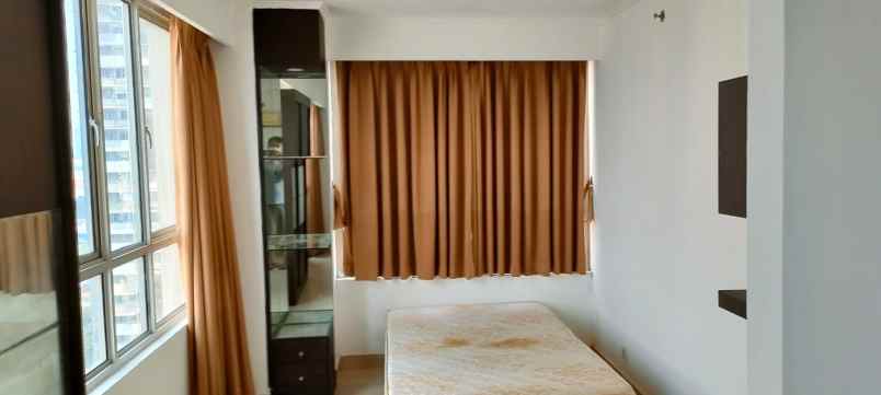 apartemen apt paladian park kelapa