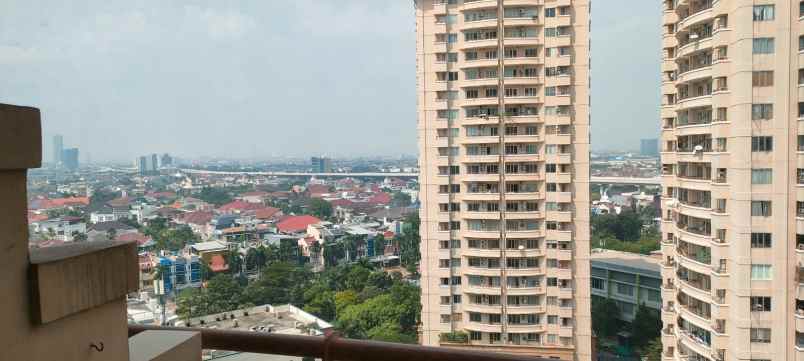 apartemen apt paladian park kelapa