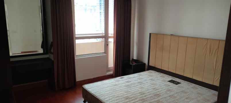 apartemen apt paladian park kelapa