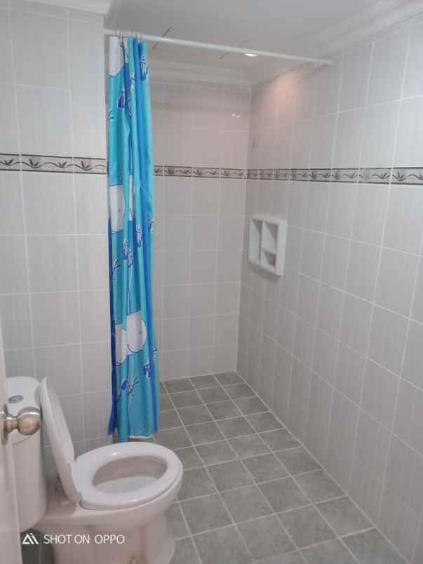 apartemen puncak dharmahusada tower a view suramadu