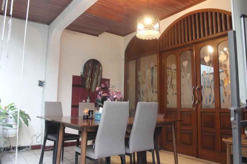 besar asri hook rumah kalibata luas strategis