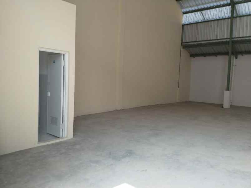 di sewakan gudang lokasi strategis di pandaan