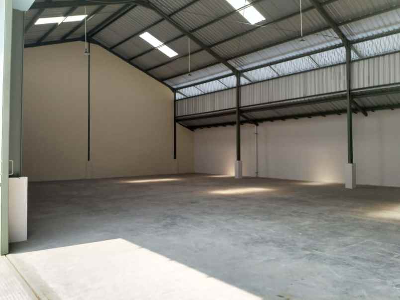 di sewakan gudang lokasi strategis di pandaan