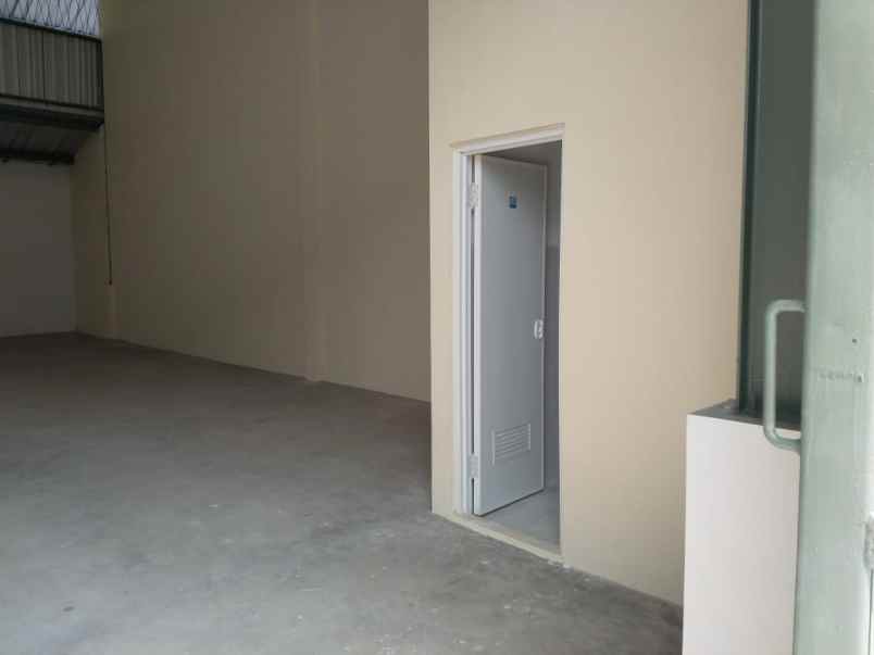 di sewakan gudang lokasi strategis di pandaan