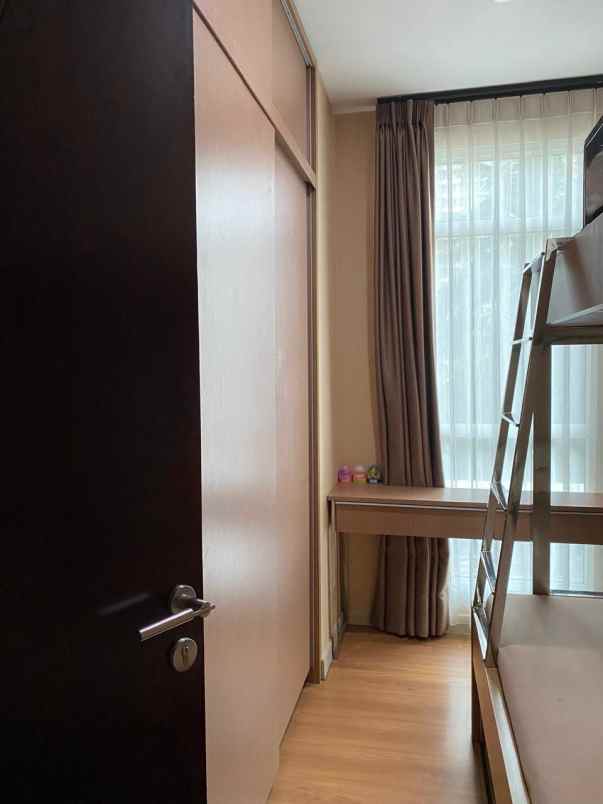 dijual apartemen grogol petamburan