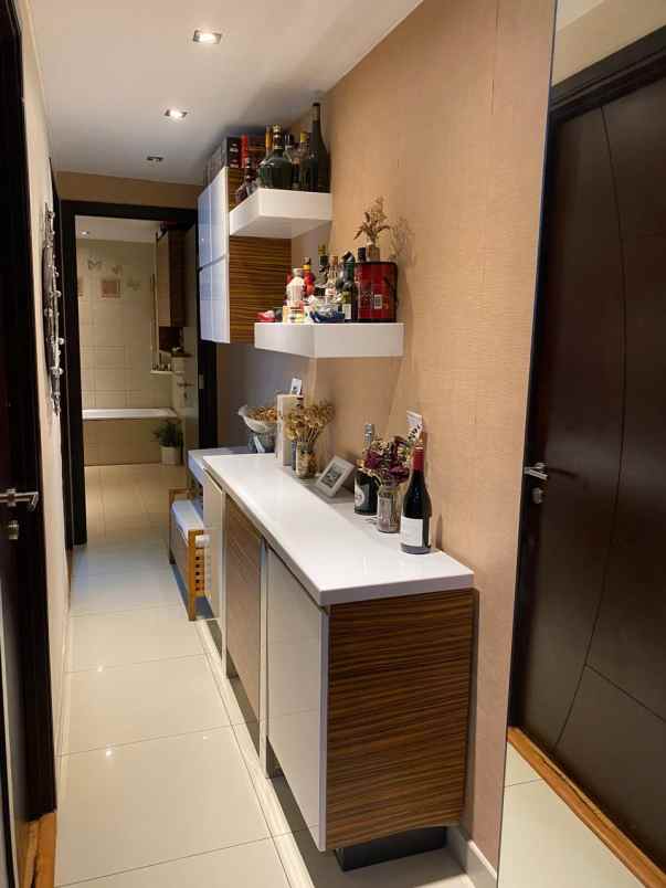dijual apartemen grogol petamburan