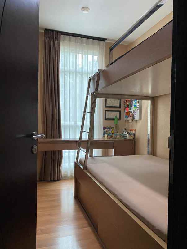 dijual apartemen grogol petamburan