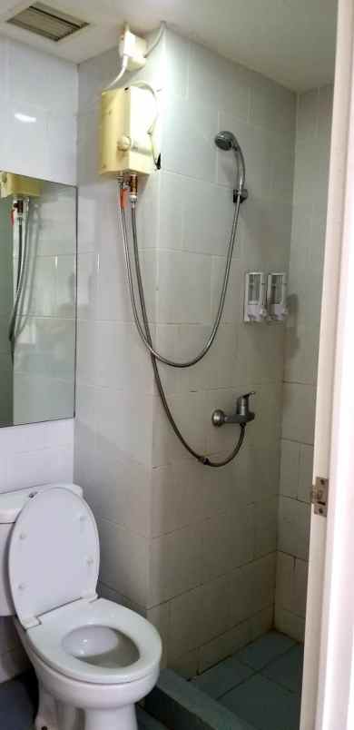 dijual apartemen laguna kejawan putih