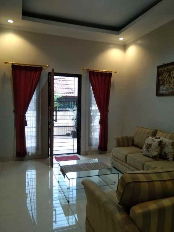 dijual cepat rumah bagus di harapan indah 1 bekasi