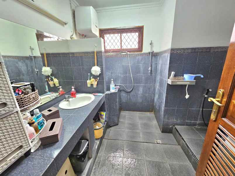 dijual cepat rumah hook di pulo mas jakarta timur