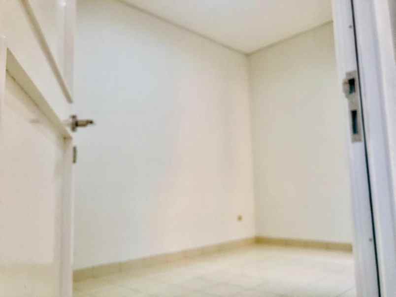 dijual cepat rumah nusaloka 14 6 bsd city