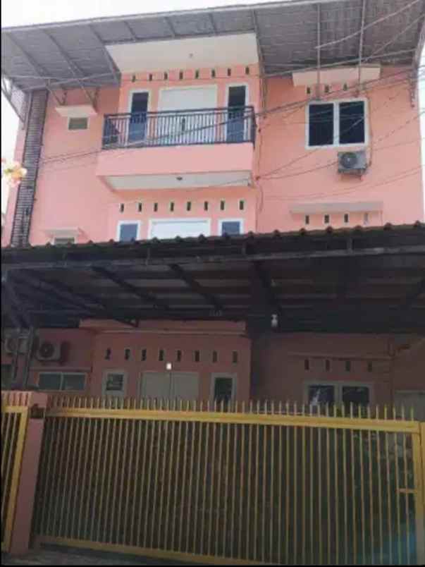 dijual hunian kost rawamangun 14 kt shm parkir 4 mobil