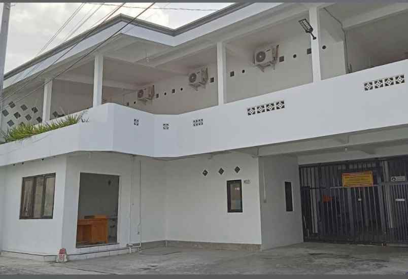 dijual kost dekat univ stekom semarang