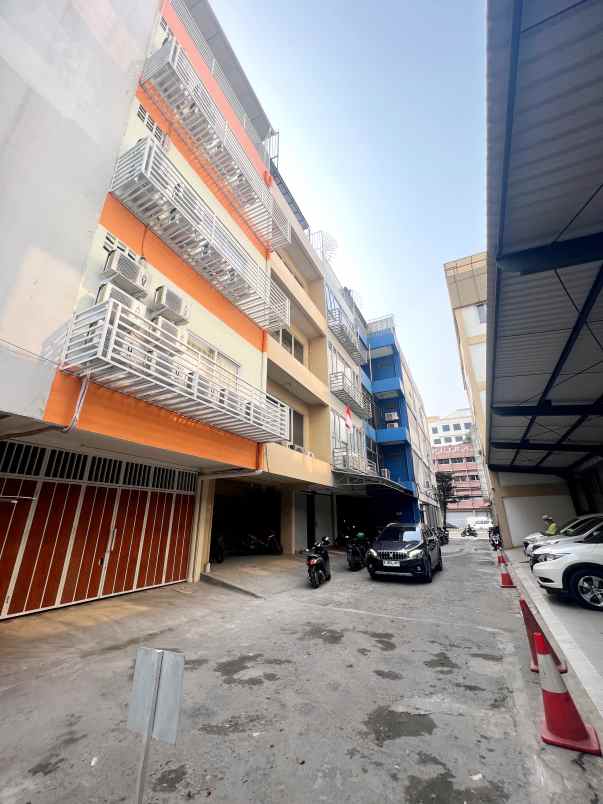 dijual kost mewah roi tinggi jakarta pusat