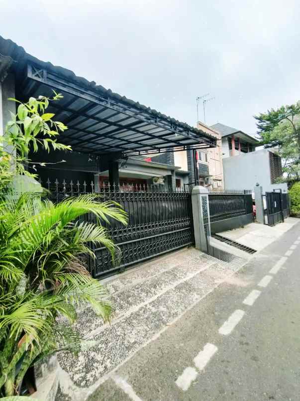 dijual kost pondok jati cipinang