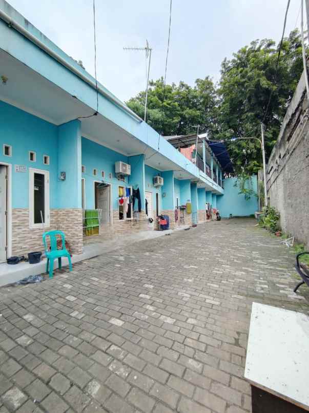 dijual kost pondok kelapa