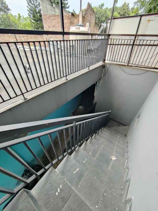 dijual kost pondok kelapa