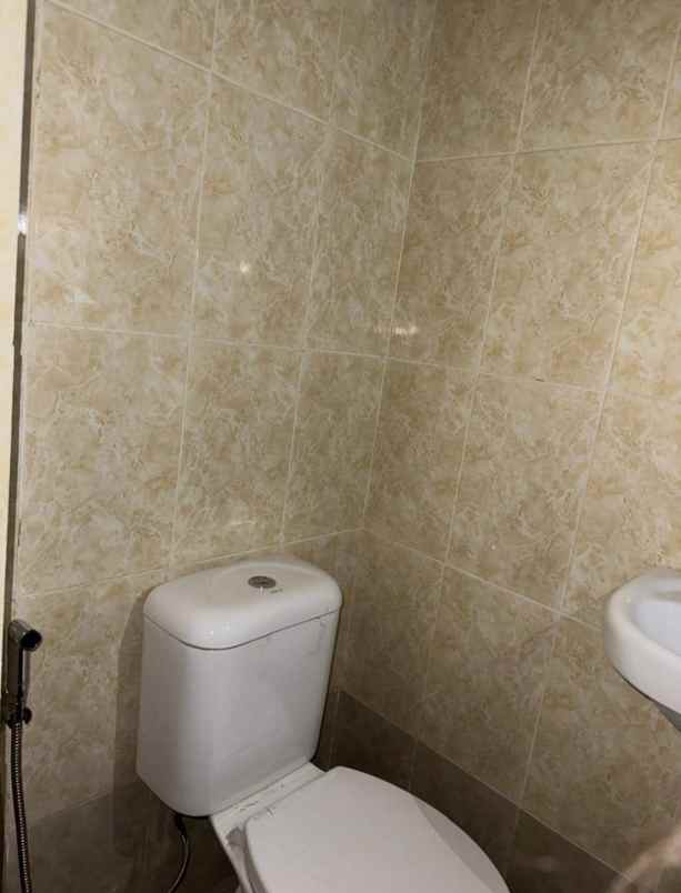 dijual kost premium murah lokasi tlogomas kota malang