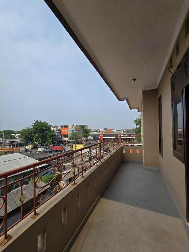 dijual ruang usaha cocok untuk kost2an di duren sawit