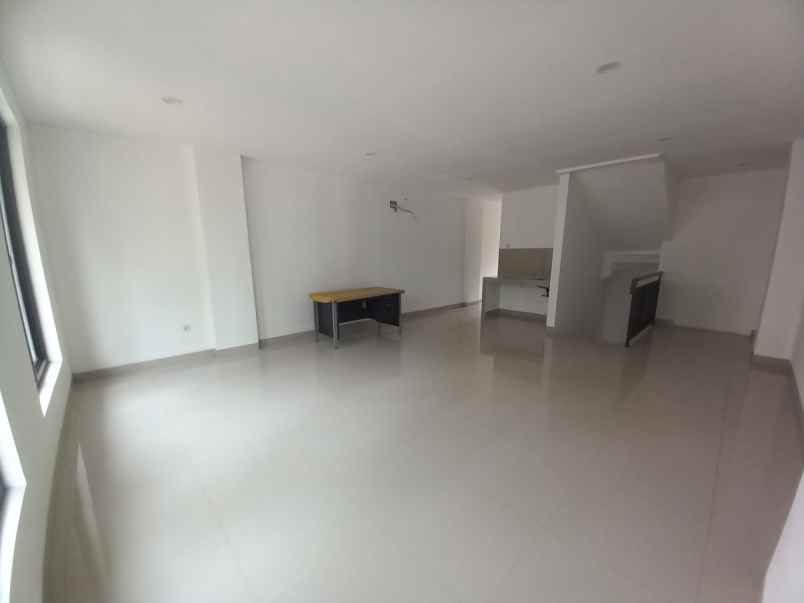 dijual ruko gudang kantor guntur