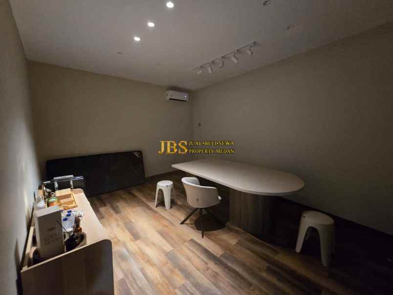 dijual ruko gudang kantor jalan m h thamrin simpang