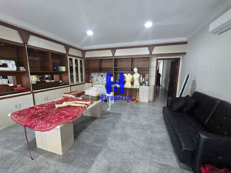 dijual ruko gudang kantor jalan m h thamrin simpang