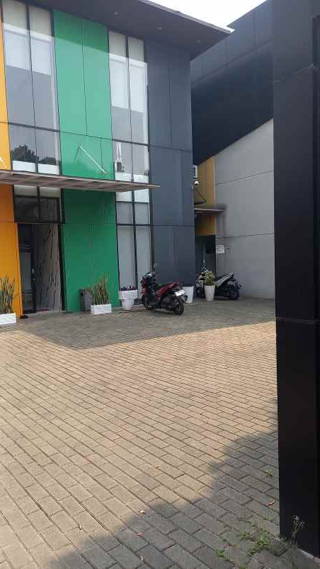 dijual ruko gudang kantor jalan rawadomba jatiraden