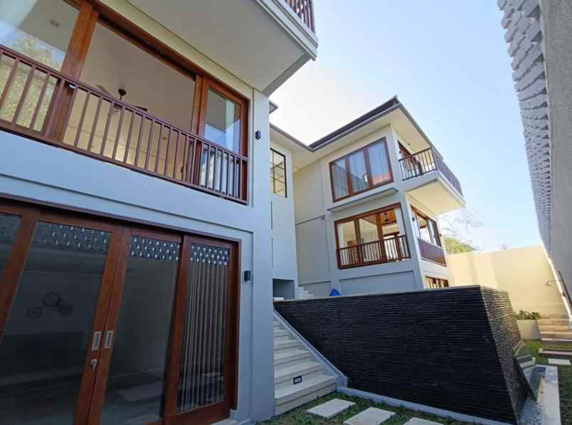 dijual ruko gudang kantor ji gedong sari benoa kec