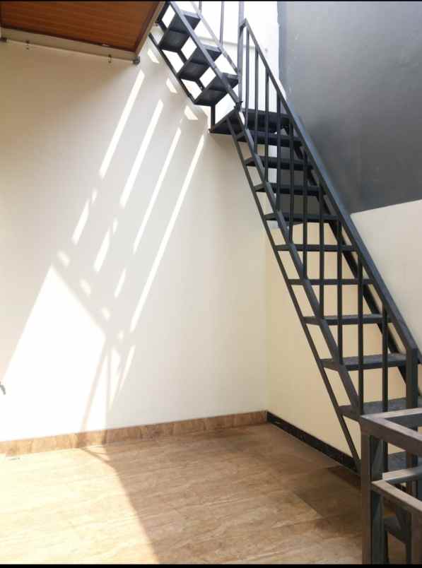 dijual ruko gudang kantor jl musik raya kelapa