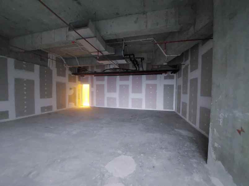 dijual ruko gudang kantor kawasan perkantoran world