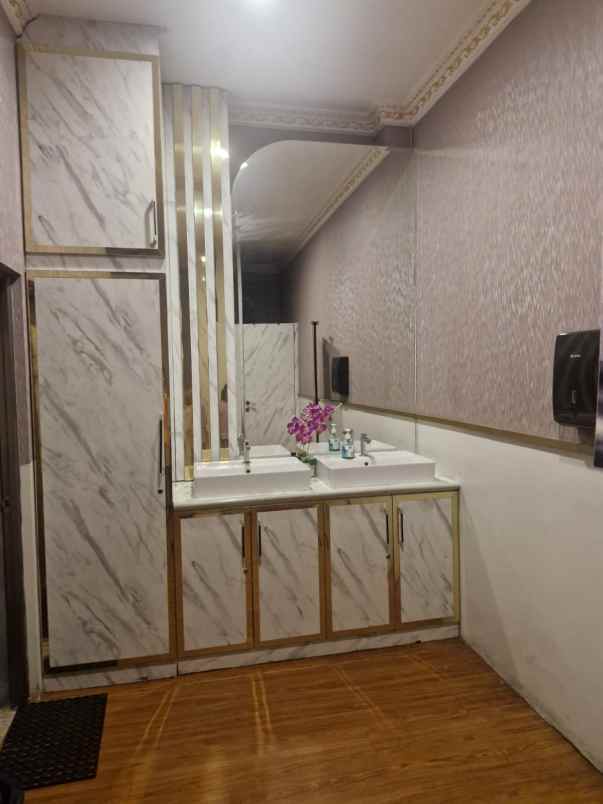 dijual ruko gudang kantor the savoy jakarta garden city