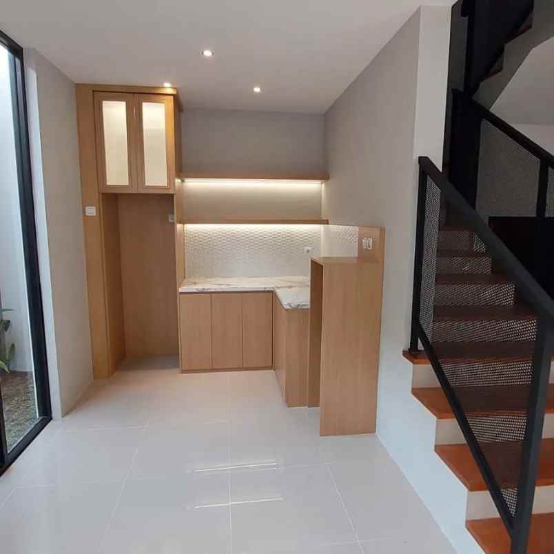 dijual rumah 3 km kampus ugm