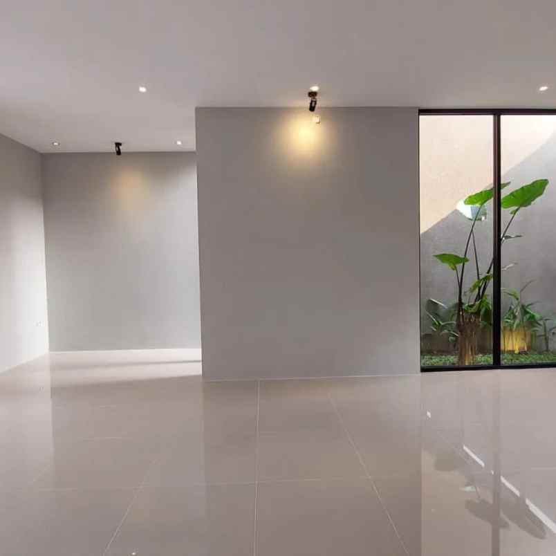 dijual rumah 3 km kampus ugm