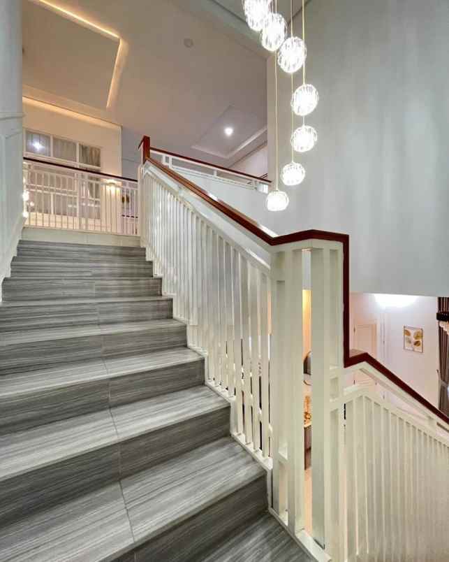 dijual rumah 87 kotawisata ciangsana