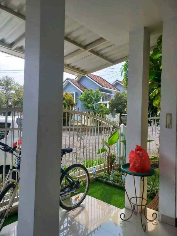 dijual rumah alam nirwana residence