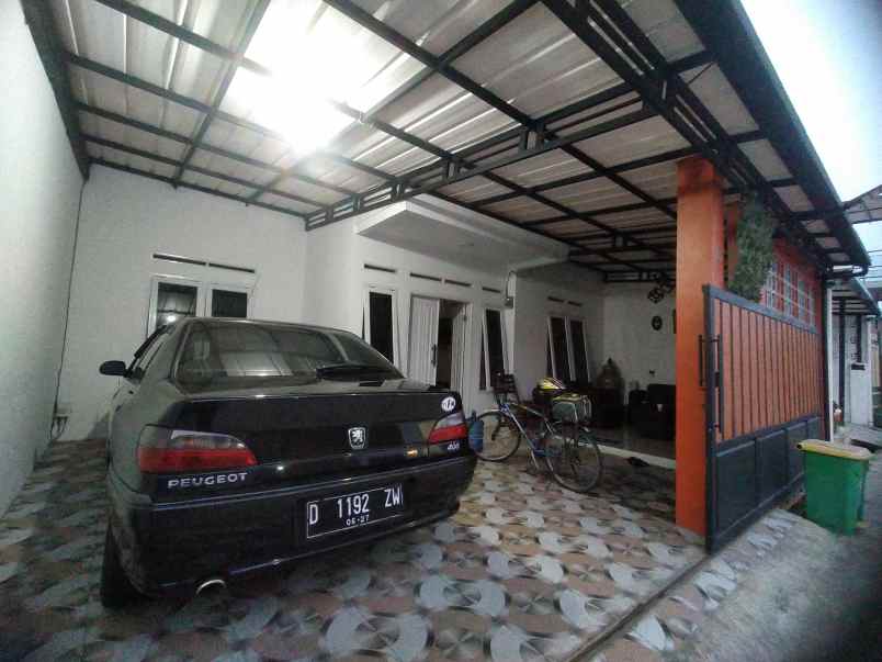 dijual rumah almaas 3 residence