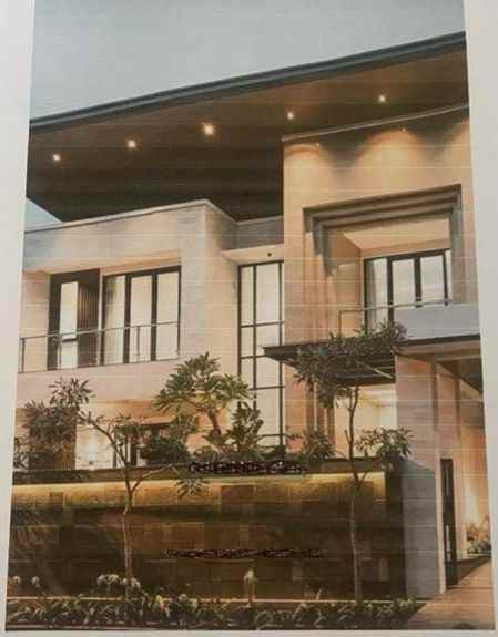 dijual rumah araya
