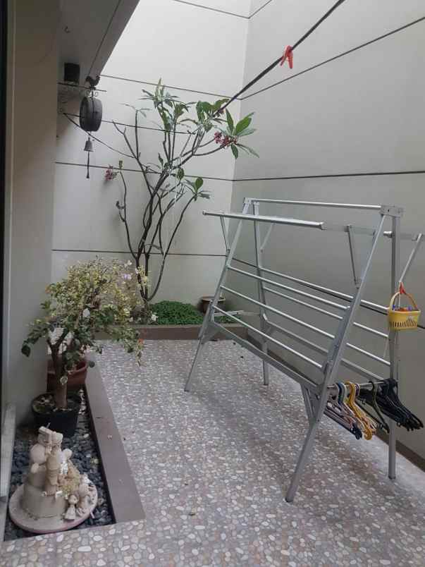 dijual rumah astoria park kenjeran indah