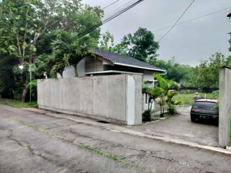 dijual rumah bangunjiwo kasihan bantul