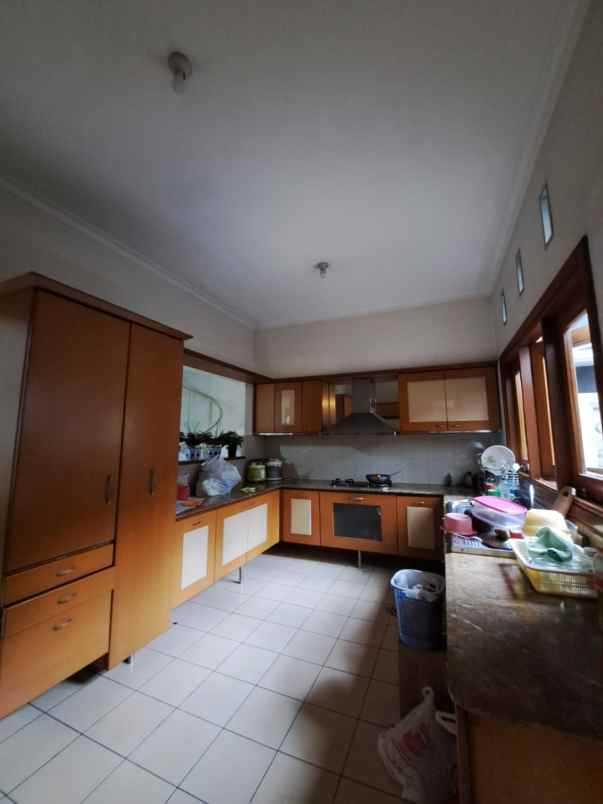 dijual rumah batununggal elok buahbatu